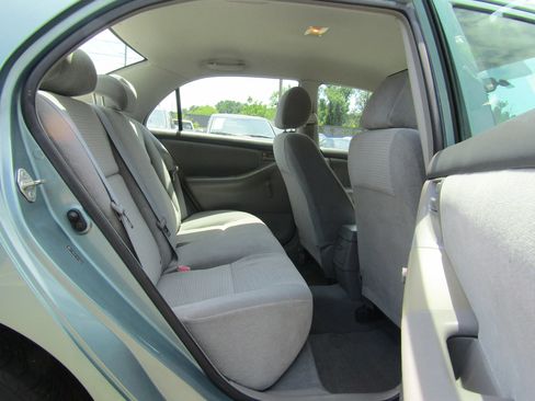 Used 2005 Toyota Corolla CE FWD image 11