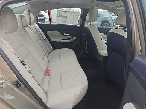 New 2026 Nissan Sentra SL FWD image 27