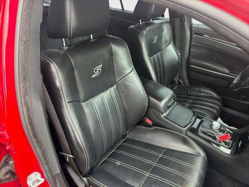 Certified 2018 Chrysler 300 S w/ 300S Premium Group RWD image 27