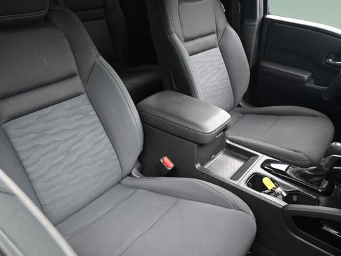 Used 2023 Nissan Frontier SV w/ Midnight Edition Package AWD/4WD image 42