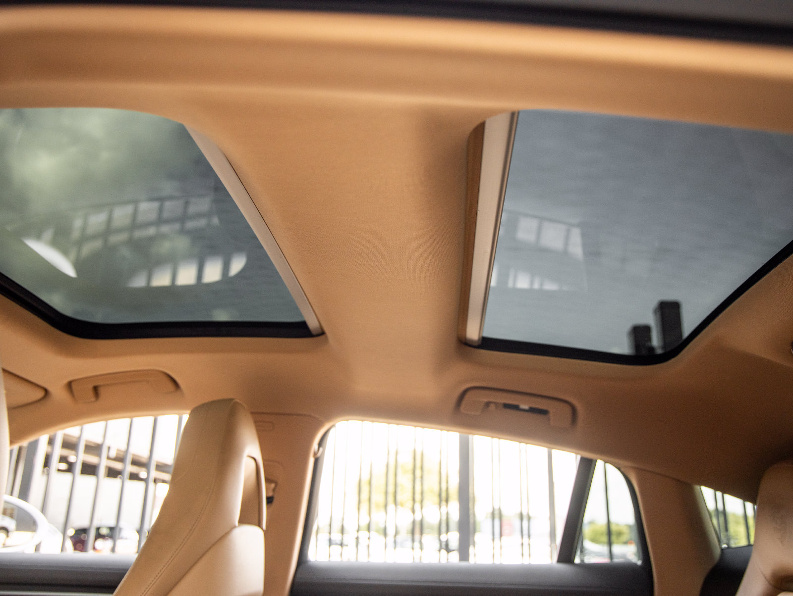 Certified 2023 Porsche Panamera Platinum Edition RWD image 26