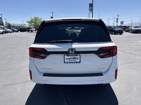 Certified 2025 Honda Odyssey Elite image 9