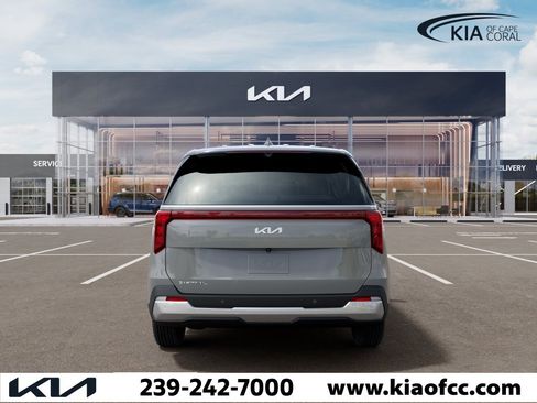 New 2026 Kia Carnival EX FWD image 5