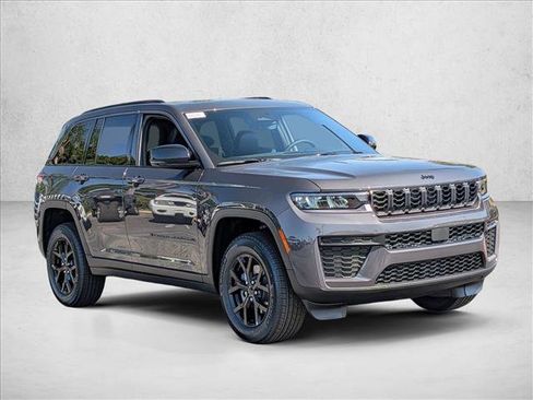 New 2026 Jeep Grand Cherokee Altitude AWD/4WD image 7