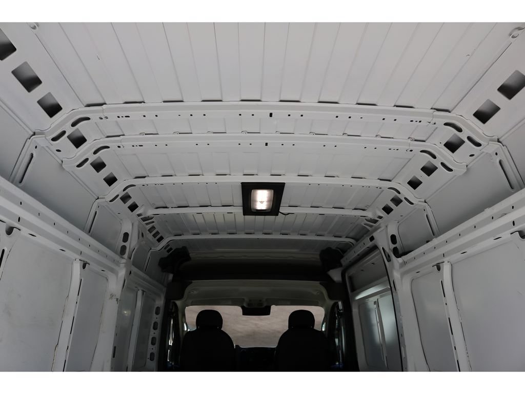 Used 2024 RAM ProMaster 2500 w/ Convenience Group FWD image 15
