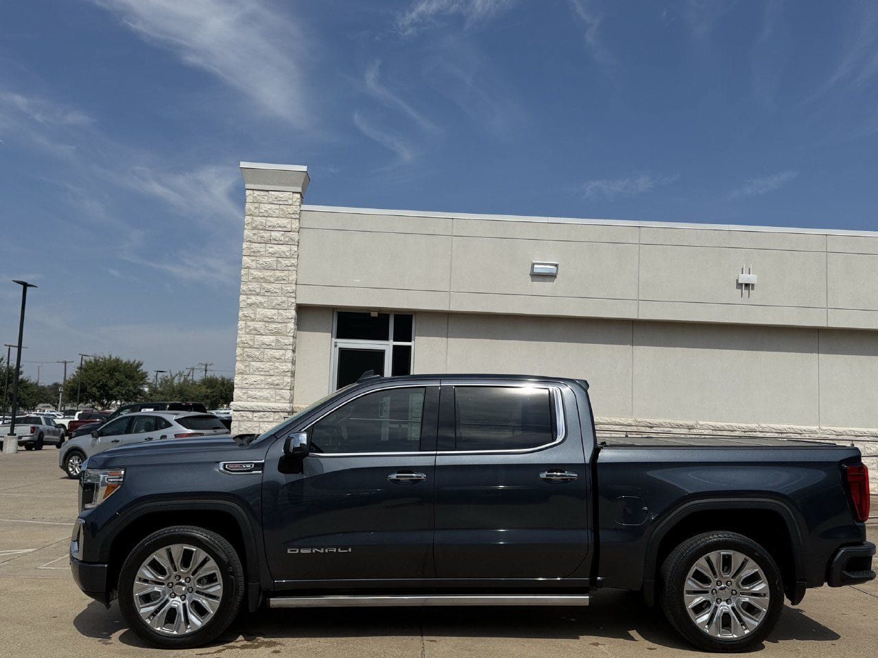 Used 2021 GMC Sierra 1500 Denali w/ Denali Premium Package AWD/4WD image 3