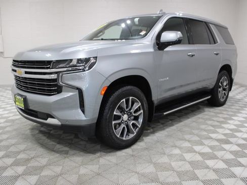 Used 2024 Chevrolet Tahoe LT w/ Luxury Package AWD/4WD image 7