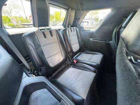 Used 2017 Ford Explorer XLT w/ Equipment Group 202A FWD image 22