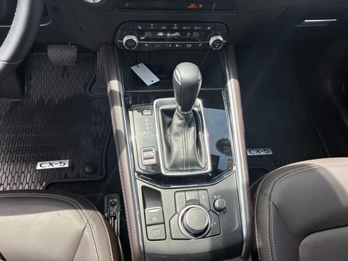 Certified 2025 MAZDA CX-5 Signature AWD/4WD image 14