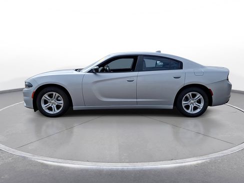 Used 2023 Dodge Charger SXT RWD image 5
