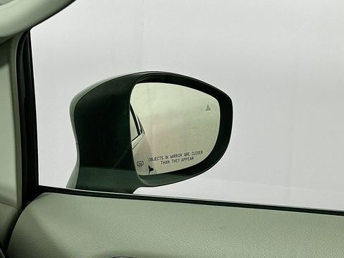 Certified 2023 Chrysler Pacifica Touring-L FWD image 27