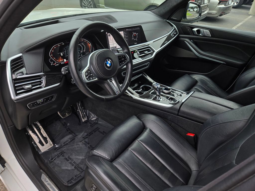 Used 2021 BMW X7 xDrive40i w/ M Sport Package AWD/4WD image 12