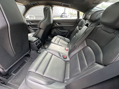 Certified 2022 Porsche Taycan Turbo S AWD/4WD image 41