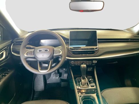Used 2023 Jeep Compass High Altitude w/ Driver Assist Group I AWD/4WD image 23