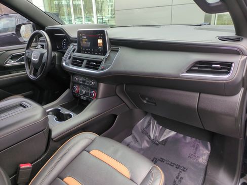 Used 2023 GMC Yukon XL AT4 w/ Technology Package image 29