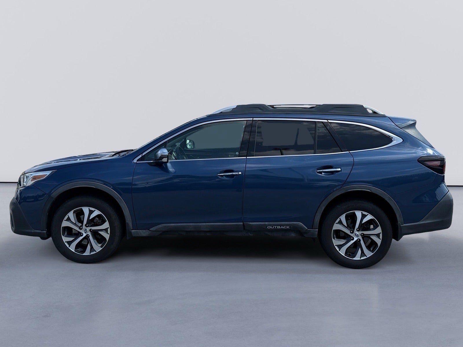 Used 2020 Subaru Outback Touring XT AWD/4WD image 2
