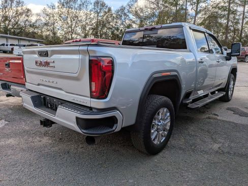 Used 2020 GMC Sierra 2500 Denali w/ Technology Package image 5