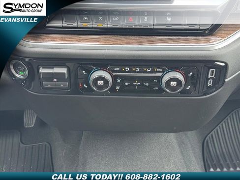 Used 2025 Chevrolet Silverado 1500 LT image 14