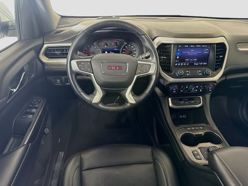 Used 2023 GMC Acadia SLT w/ Preferred Package FWD image 17