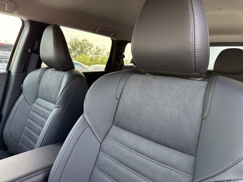 New 2026 Mitsubishi Outlander SE FWD image 22