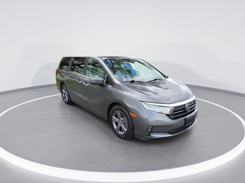 Used 2023 Honda Odyssey EX image 1