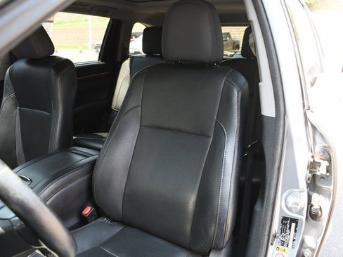 Used 2015 Toyota Highlander Limited Platinum AWD/4WD image 17