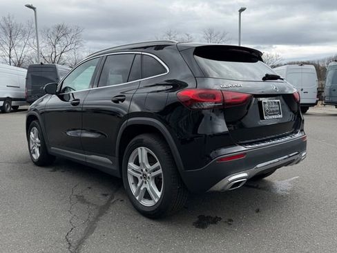 Certified 2022 Mercedes-Benz GLA 250 4MATIC image 4