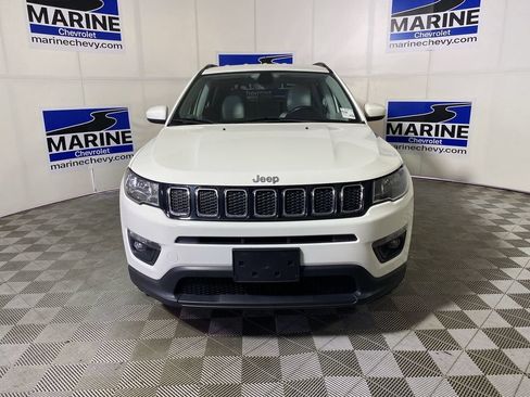 Used 2019 Jeep Compass Latitude AWD/4WD image 12