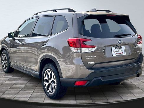 Used 2021 Subaru Forester Premium w/ Popular Package #1 image 2