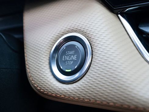 New 2026 Chevrolet Equinox ACTIV w/ LPO, Floor Liner Package image 33