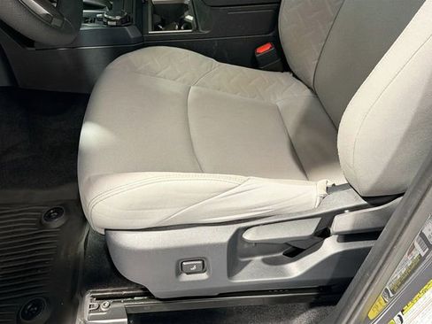 Certified 2025 Toyota Tacoma SR5 image 16