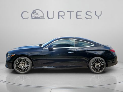 New 2026 Mercedes-Benz CLE 300 4MATIC Coupe image 2