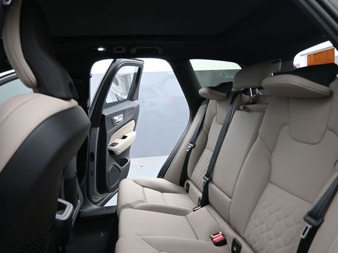 New 2026 Volvo XC60 B5 Plus w/ Protection Package Premier image 21