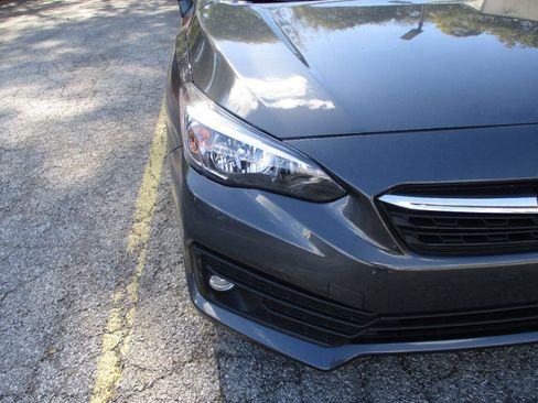 Used 2021 Subaru Impreza 2.0i Premium AWD/4WD image 25