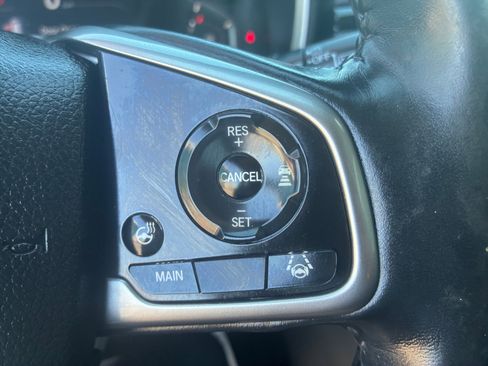 Used 2020 Honda CR-V Touring image 18