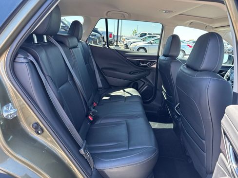 Used 2023 Subaru Outback Touring XT AWD/4WD image 11