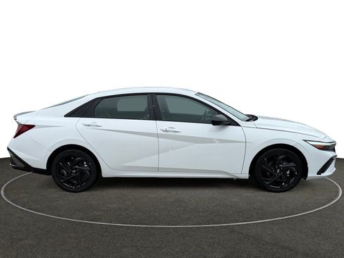 Certified 2026 Hyundai Elantra Sport image 7