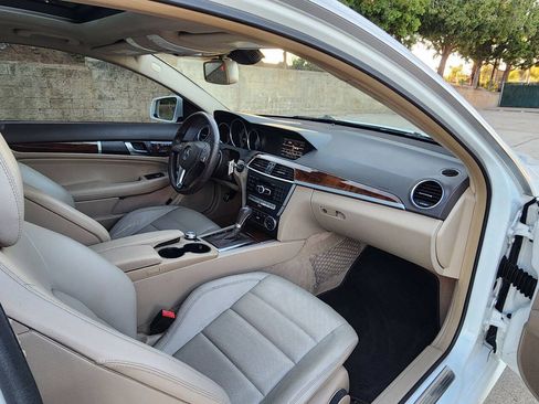 Used 2013 Mercedes-Benz C 250 Coupe image 24