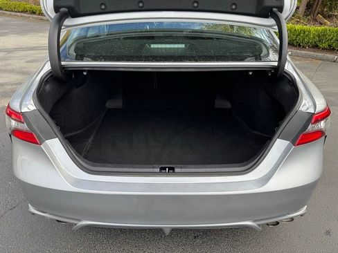 Used 2024 Toyota Camry XSE FWD image 18