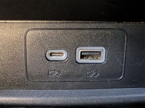 Used 2020 Cadillac XT4 Premium Luxury image 19