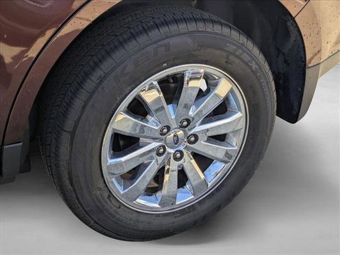 Used 2009 Ford Edge SEL image 19