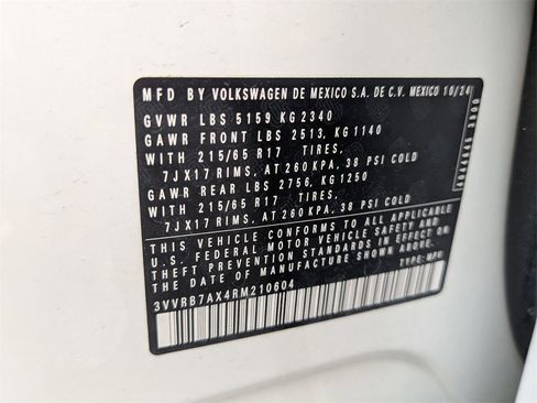 Used 2024 Volkswagen Tiguan S image 35