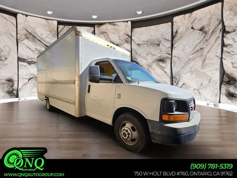 Used 2012 GMC Savana 3500 image 1