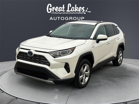 Used 2021 Toyota RAV4 Limited image 1