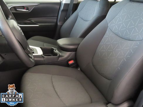 Used 2023 Toyota RAV4 XLE image 11