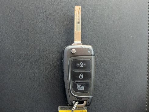 Used 2021 Hyundai Palisade SE image 22