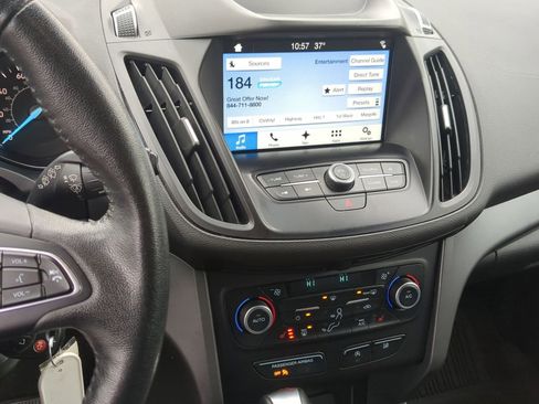 Used 2018 Ford Escape SEL w/ Ford Safe & Smart Package image 32