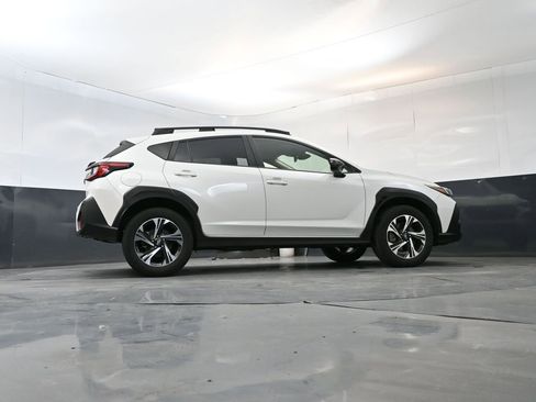 Used 2024 Subaru Crosstrek 2.0i Premium AWD/4WD image 24