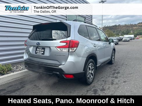 Used 2020 Subaru Forester Premium AWD/4WD image 3