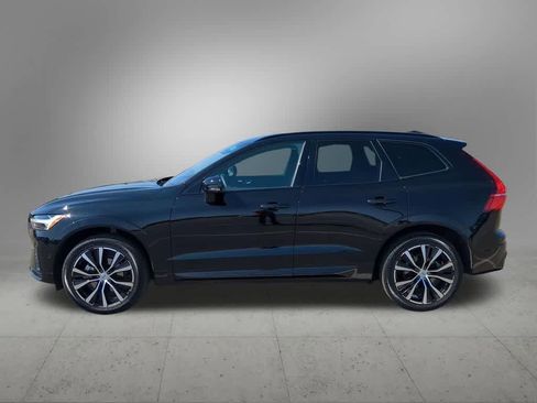 Certified 2024 Volvo XC60 B5 Plus w/ Climate Package AWD/4WD image 3